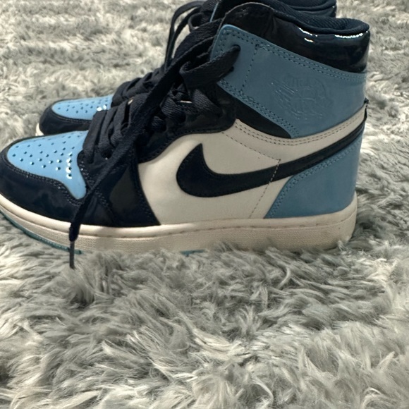 AUTHENTIC UNC JORDAN 1 HIGHS - Picture 5 of 10